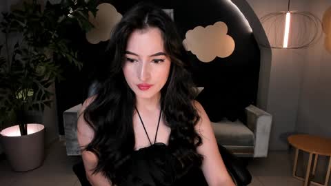 Snapshot of dominiquevega_ chatting on January 21, 11:34 pm Dominique online show from January 21, 11:34 pm