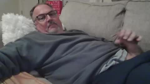 domisz online show from December 3, 9:28 pm