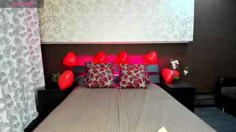 Donna On GMT2 Mon-Fri 3-9 AM online show from February 16, 11:59 pm