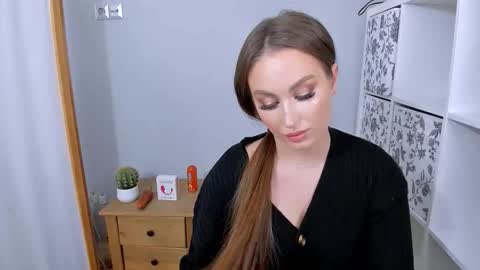 DonnaSensual online show from December 19, 5:41 pm