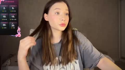 Stacy online show from February 21, 6:04 pm