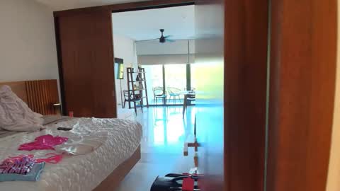 DontPeekMILFNextDoor online show from March 2, 4:24 pm