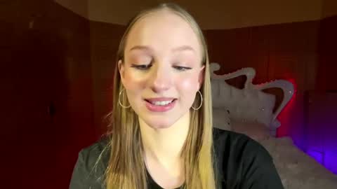 Anika online show from April 4, 5:09 pm