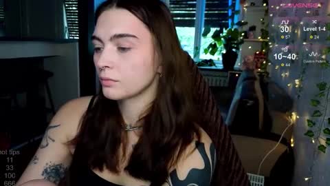 Alice online show from October 10, 8:20 am