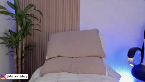 dorian_mystery online show from September 30, 1:05 am