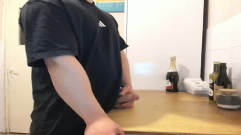 menu  below online show from April 21, 6:04 pm