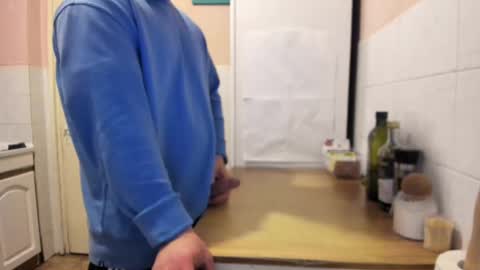 menu  below online show from February 18, 9:42 pm