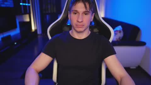 Dorian Reyes online show from January 10, 11:54 pm