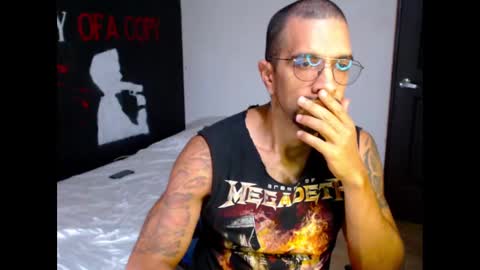 Snapshot of dostoyrodia_34 chatting on February 22, 1:33 am will online show from February 22, 1:33 am