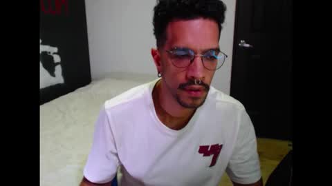 Snapshot of dostoyrodia_34 chatting on September 11, 2:24 am will online show from September 11, 2:24 am