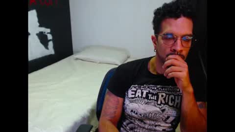 Snapshot of dostoyrodia_34 chatting on October 4, 3:15 am will online show from October 4, 3:15 am