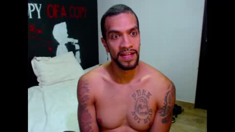 Snapshot of dostoyrodia_34 chatting on March 12, 6:53 pm will online show from March 12, 6:53 pm