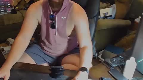 DotYourEyezez  online show from October 28, 6:42 pm