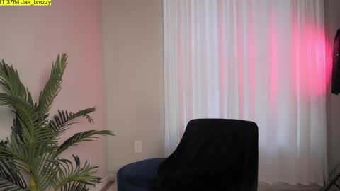 Snapshot of doubedeesarai chatting on December 10, 7:00 pm Sara online show from December 10, 7:00 pm