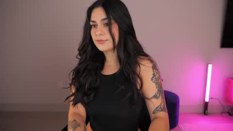 Snapshot of doubedeesarai chatting on September 10, 2:23 am Sara online show from September 10, 2:23 am