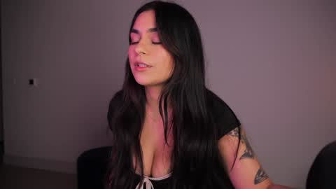 Snapshot of doubedeesarai chatting on September 20, 2:47 am Sara online show from September 20, 2:47 am