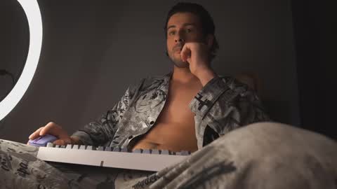 Keen online show from March 10, 9:23 am