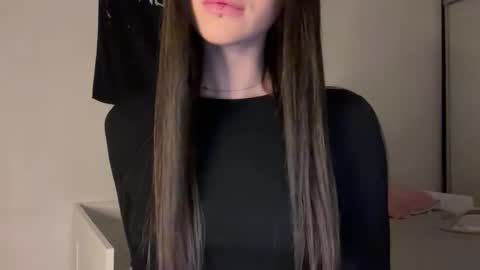 MOLLYYYY dont forget to give me a thumb up online show from September 19, 1:59 pm