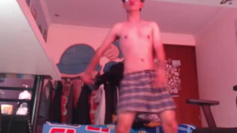 Snapshot of douglas_drake chatting on February 22, 6:19 pm douglas_drake online show from February 22, 6:19 pm