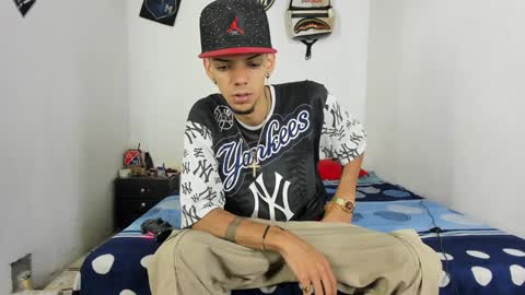 douglas_gallegos online show from January 21, 1:50 am