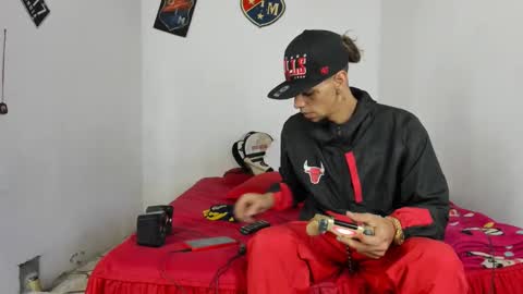 douglas_gallegos online show from February 27, 11:26 pm