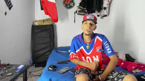 douglas_gallegos online show from February 18, 5:51 am