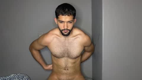 Snapshot of douglasskingjr chatting on February 26, 12:41 am douglasskingjr online show from February 26, 12:41 am