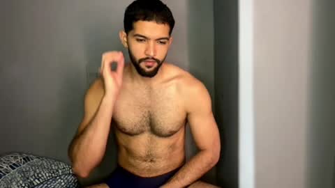 Snapshot of douglasskingjr chatting on February 26, 2:38 pm douglasskingjr online show from February 26, 2:38 pm