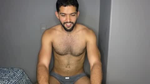 Snapshot of douglasskingjr chatting on February 28, 2:42 am douglasskingjr online show from February 28, 2:42 am
