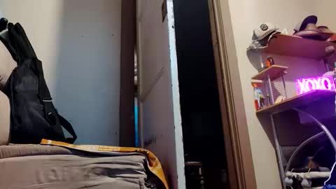 MrPirated online show from October 10, 11:53 pm