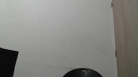 draco_boy2000 online show from March 30, 11:27 pm