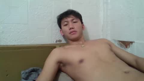 Snapshot of drain_me29 chatting on October 5, 2:53 am drain_me29 online show from October 5, 2:53 am