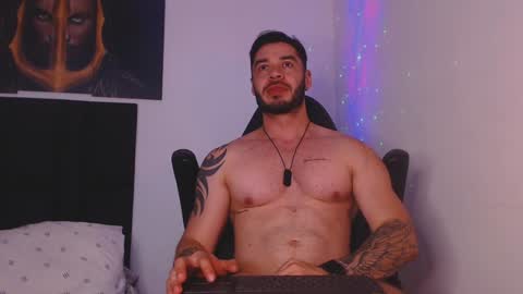 drake_cole11 online show from January 1, 11:40 pm