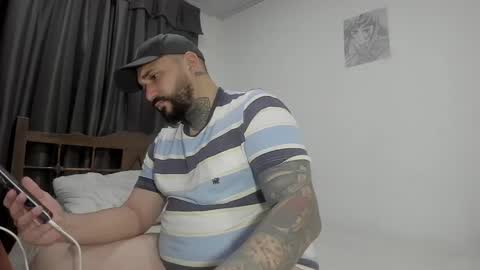 Snapshot of drake_white1 chatting on March 9, 3:54 am drake whitee Independent Model online show from March 9, 3:54 am