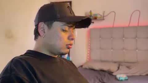 drakeeee online show from April 9, 2:01 pm