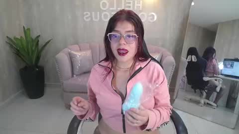 Draviana  online show from September 19, 3:21 am