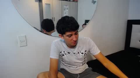 -- nicolle and jhon -- online show from November 26, 5:26 am