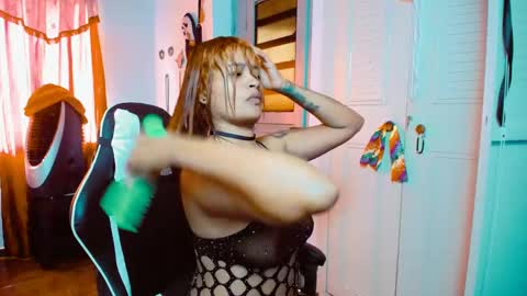 Snapshot of dream__girls69944 chatting on March 9, 1:26 pm sharon online show from March 9, 1:26 pm