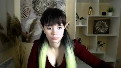 Snapshot of dream_caster_ chatting on October 8, 10:21 am dream caster  online show from October 8, 10:21 am
