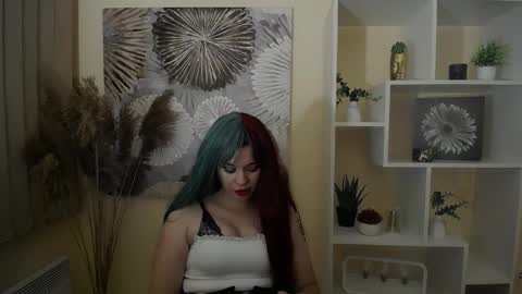 Snapshot of dream_caster_ chatting on October 18, 11:03 am dream caster  online show from October 18, 11:03 am
