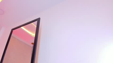 N E N A  online show from November 17, 8:22 pm