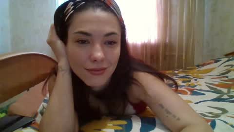 dream_petal_ online show from March 8, 12:20 pm