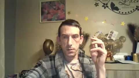 Snapshot of dreamguy38 chatting on December 30, 3:14 am dreamguy38 online show from December 30, 3:14 am