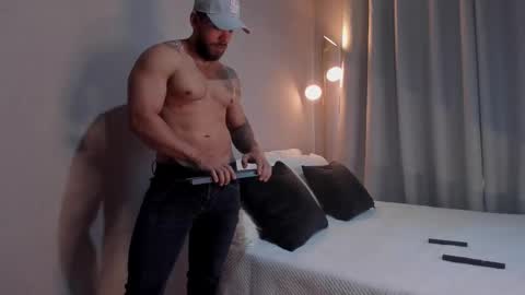 cris online show from March 6, 1:21 pm