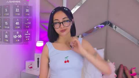 dreammy_kitty online show from February 4, 1:26 pm