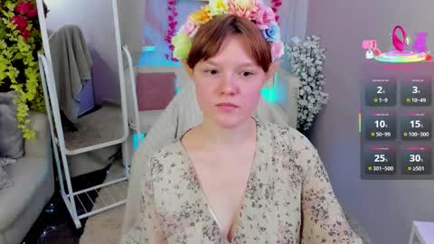 Snapshot of dreammyluna chatting on October 4, 9:34 pm Luna online show from October 4, 9:34 pm