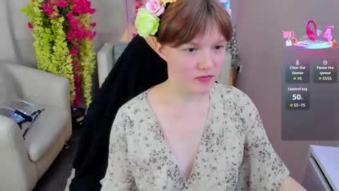 Snapshot of dreammyluna chatting on September 27, 9:12 pm Luna online show from September 27, 9:12 pm