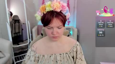 Snapshot of dreammyluna chatting on October 11, 9:18 pm Luna online show from October 11, 9:18 pm
