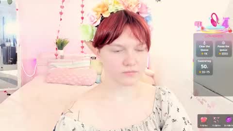 Snapshot of dreammyluna chatting on October 9, 8:58 pm Luna online show from October 9, 8:58 pm