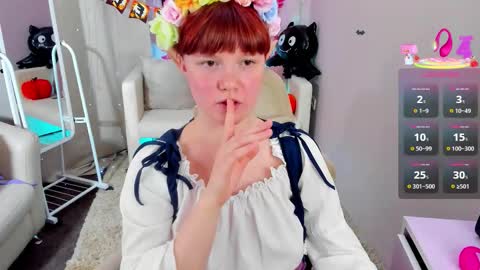 Snapshot of dreammyluna chatting on October 18, 10:14 pm Luna online show from October 18, 10:14 pm